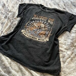 Hrt & Luv Vintage-Inspired Black 'Raised On 90's Country Music' Graphic Tee L